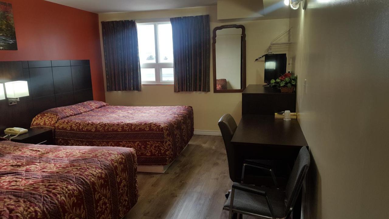 皇家温莎饭店汽车旅馆 外观 照片